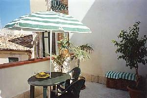 Xtrallusion offers characteristic Bed and Breakfast, B&B, Guest House, Hotel, Albergo and Country Lodge accommodation in Italy. Plus independent self-guided Walking, Adventure, Activity, Skiing and Paragliding Holiday itineraries on the Italian Rivieras, in the Italian Lakes, in the Italian Alps and in some of the most beautiful corners of Italy.